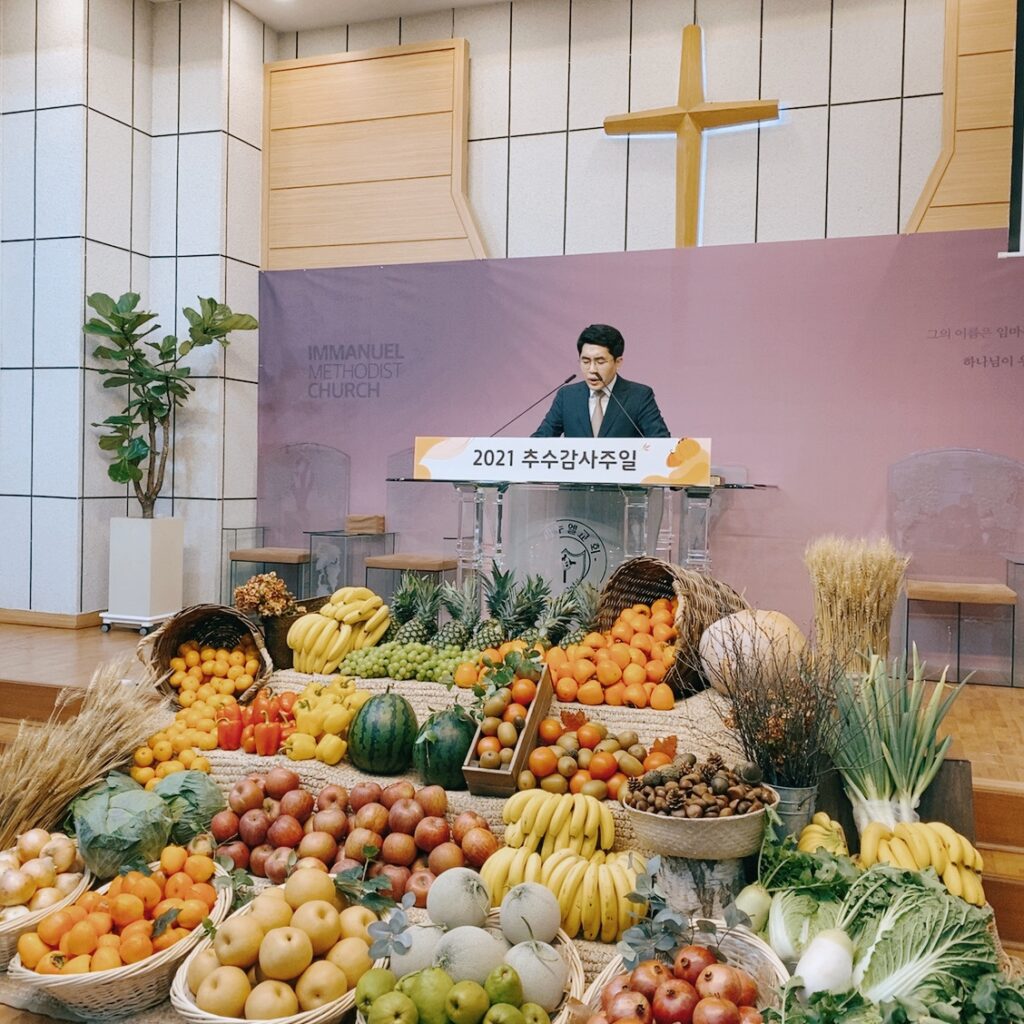 “모든 것을 감사로 고백합니다”